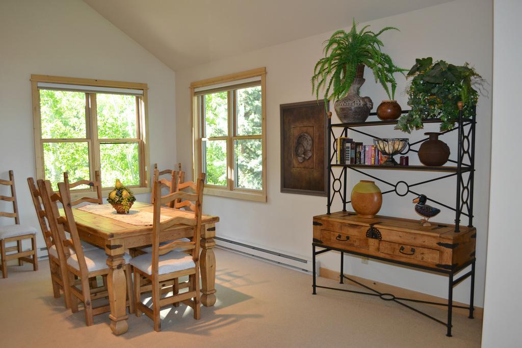 Moose Creek Townhomes By Jackson Hole Real Estate Company เทตันวิลเลจ ห้อง รูปภาพ